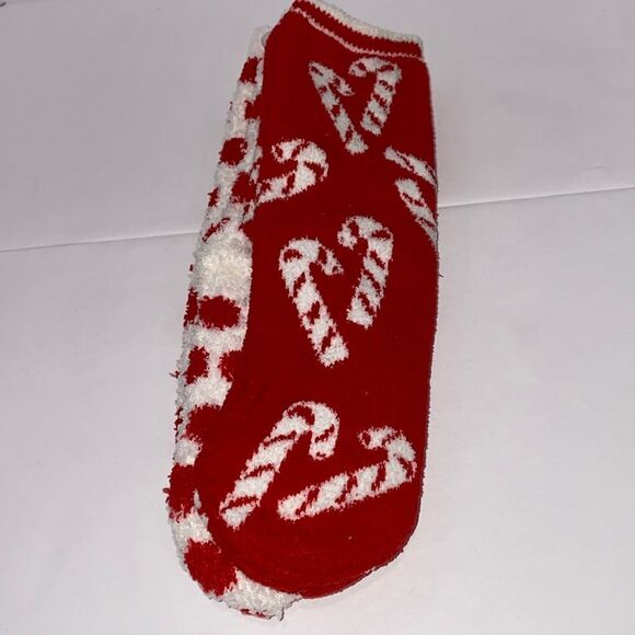 Holiday Fuzzy Sox 2 Pack Candycanes Merry And Bright And Red Dots - Picture 1 of 7